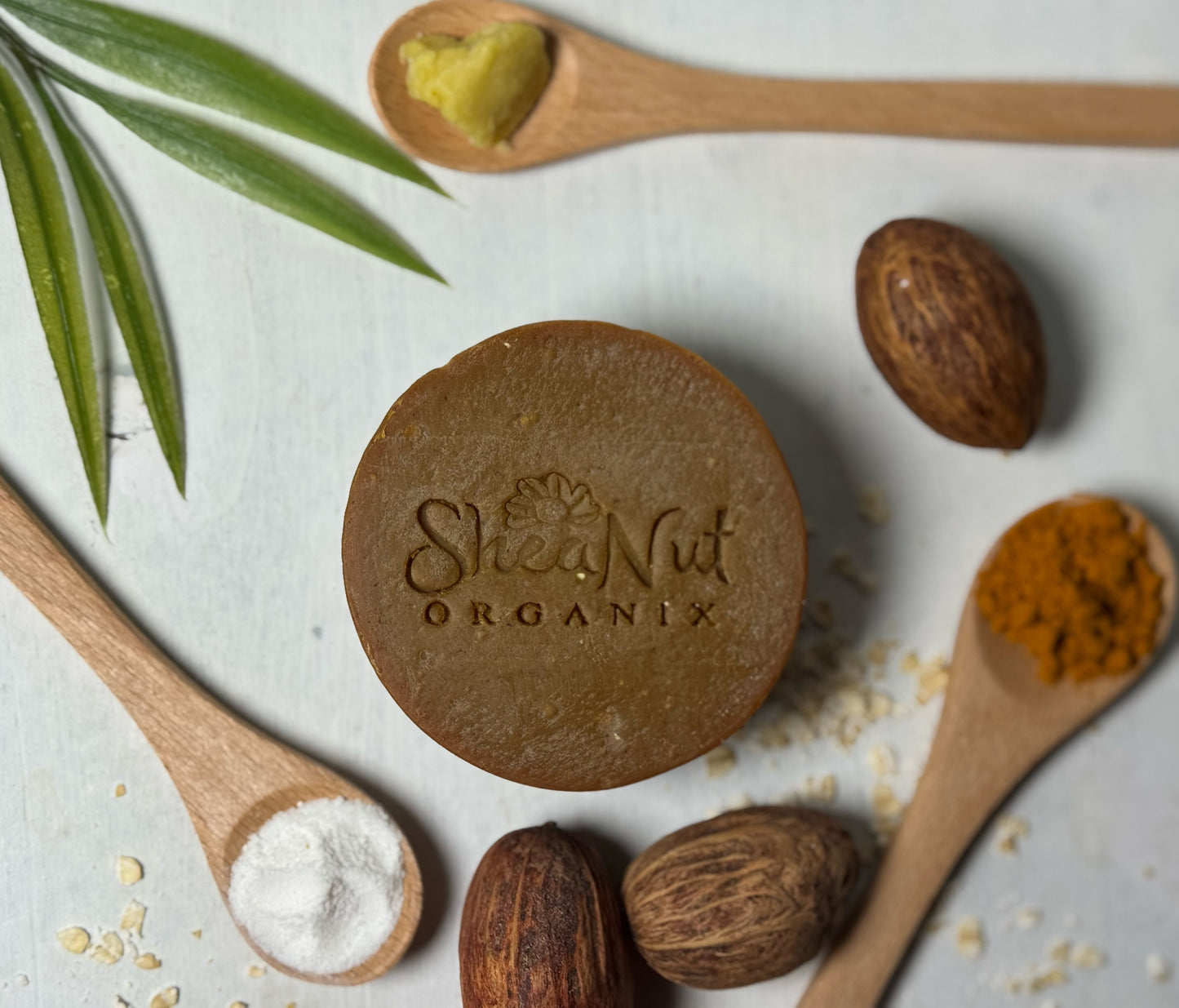 TuKa is a shea butter soap made from turmeric, kojic acid & rice, formulated to fade hyperpigmentation, for a clear, fresh, even skin tone. 