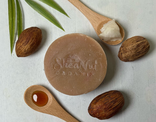 Honey Love Ayurvedic Shampoo Bar/Honey Love Shampoo Bar/Soap